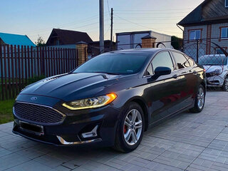 2017 Ford Fusion (North America) II Рестайлинг, серый, 1500000 рублей, вид 1
