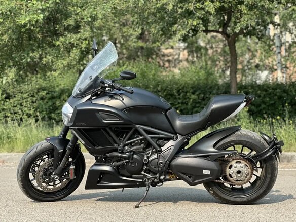 2014 Ducati Diavel, чёрный, 975000 рублей - вид 8