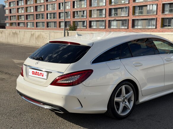 2017 Mercedes-Benz CLS 350 BlueTEC II (C218) Рестайлинг, белый, 3000000 рублей - вид 8
