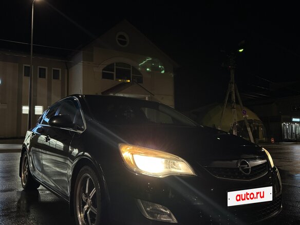 2012 Opel Astra J, чёрный, 600000 рублей - вид 2