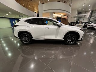 2025 Lexus NX 200 II, белый, 6620000 рублей, вид 5