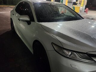 2019 Toyota Camry VIII (XV70), белый, 2880000 рублей, вид 2