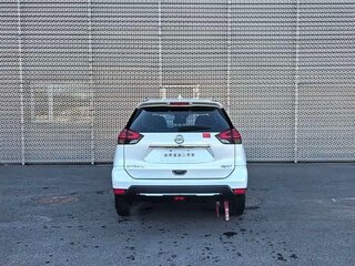 2021 Nissan X-Trail III Рестайлинг, белый, 1610111 рублей, вид 5