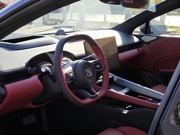 2026 Zeekr 007 GT 103 kWh, чёрный, 7750000 рублей - вид 4