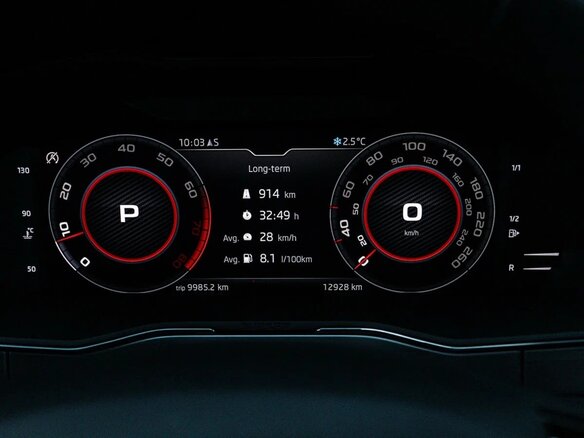 2023 Skoda Superb III Рестайлинг, серебристый, 2390000 рублей - вид 12