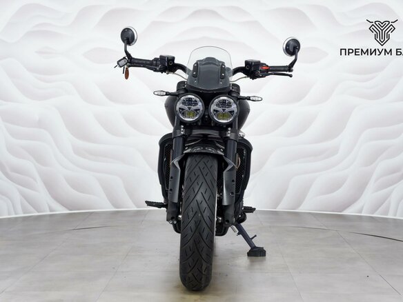 2022 Triumph Rocket 3, чёрный, 2299000 рублей - вид 3
