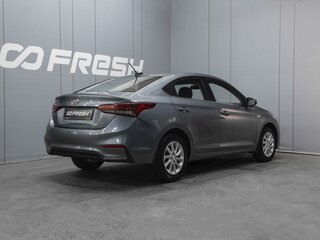 2017 Hyundai Solaris II, серый, 1470000 рублей, вид 2