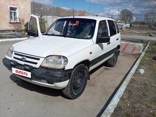 2003 Chevrolet Niva I, белый, 300000 рублей, вид 1