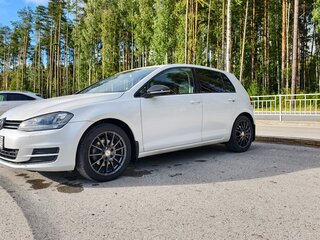 2013 Volkswagen Golf VII, белый, 1050000 рублей, вид 2