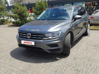 2020 Volkswagen Tiguan Allspace II, серый, 2890000 рублей, вид 2