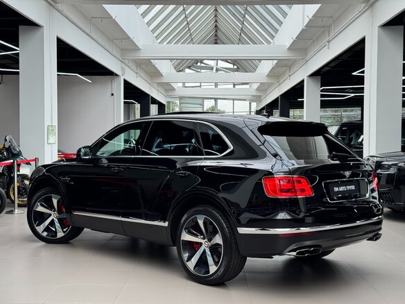 2019 Bentley Bentayga I, чёрный, 12950000 рублей - вид 5