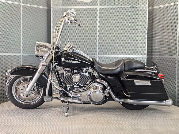 2004 Harley-Davidson Road King, чёрный, 699000 рублей - вид 4