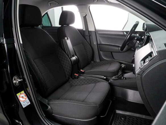2021 Skoda Rapid II, чёрный, 1696000 рублей - вид 7