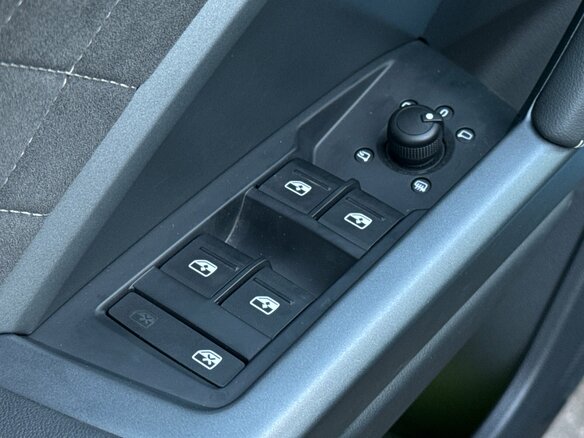 2026 Audi Q3 35 TFSI II (F3), серый, 3890000 рублей - вид 25