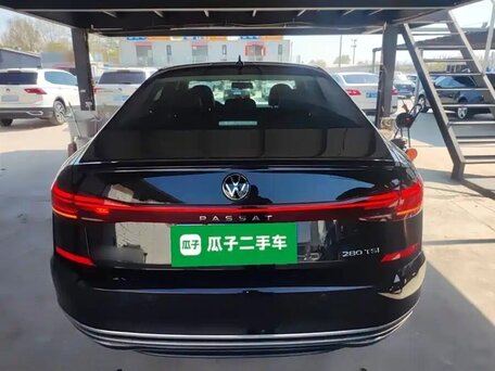 2022 Volkswagen Passat B8 Рестайлинг, чёрный, 1585000 рублей, вид 4