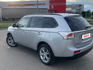 2013 Mitsubishi Outlander III, серебристый, 1050000 рублей, вид 5