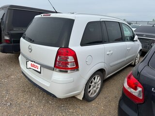 2012 Opel Zafira B Рестайлинг, белый, 494000 рублей, вид 4
