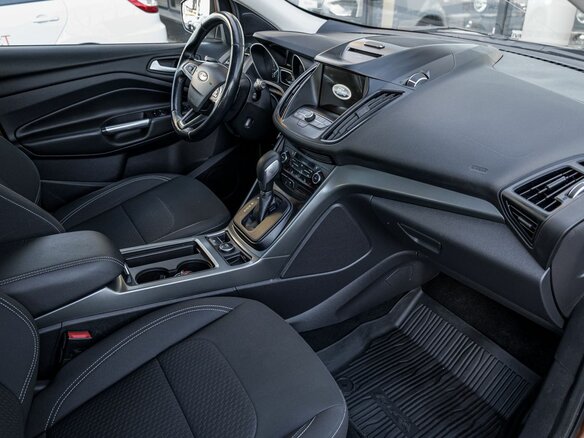 2018 Ford Kuga II Рестайлинг, коричневый, 1701300 рублей - вид 5