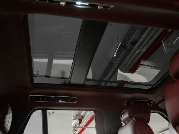 2023 Land Rover Range Rover P400 MHEV V, коричневый, 16499000 рублей - вид 22