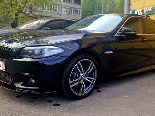 2014 BMW 5 серии 528i xDrive VI (F10/F11/F07) Рестайлинг, чёрный, 1900000 рублей, вид 2