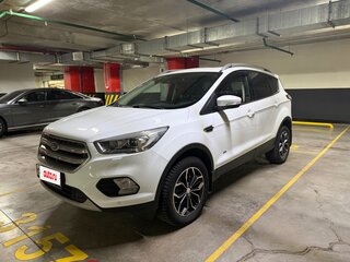 2019 Ford Kuga II Рестайлинг, белый, 1920000 рублей, вид 1