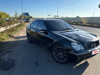 2001 Mercedes-Benz C-Класс 200 II (W203), чёрный, 300000 рублей, вид 4