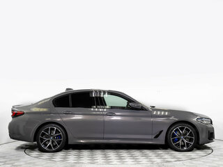 2022 BMW 5 серии 530e VII (G30/G31/G38) Рестайлинг, серый, 5400000 рублей, вид 3