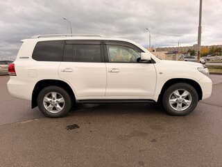 2011 Toyota Land Cruiser 200 Series, белый, 3100000 рублей, вид 5