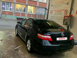2011 Toyota Camry VI (XV40) Рестайлинг, чёрный, 900000 рублей, вид 2