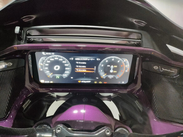 2025 Harley-Davidson CVO Road Glide, фиолетовый, 4740000 рублей - вид 4