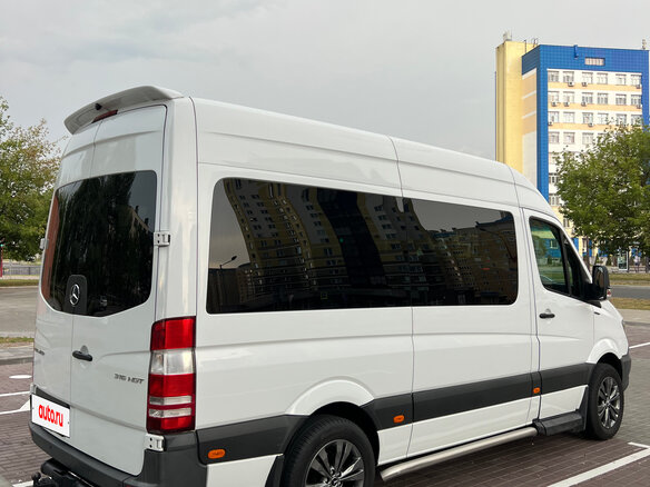 2017 Mercedes-Benz Sprinter, белый, 2400000 рублей - вид 4