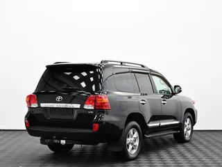 2012 Toyota Land Cruiser 200 Series Рестайлинг 1, чёрный, 3049000 рублей, вид 2