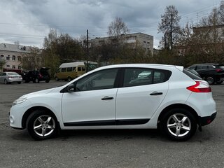 2012 Renault Megane III, белый, 600000 рублей, вид 5