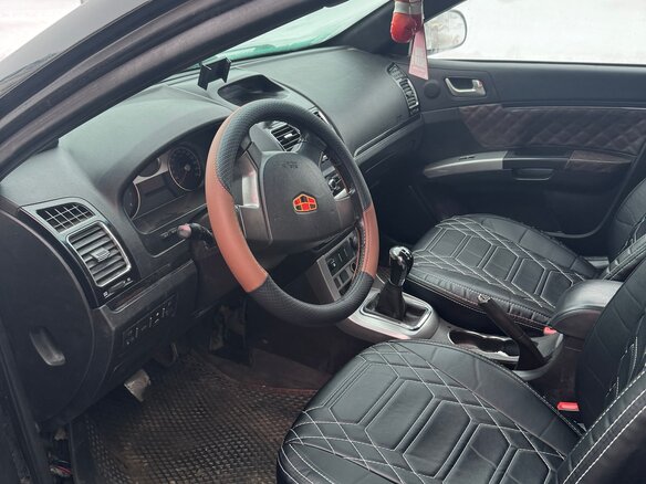 2012 Geely Emgrand EC7, чёрный, 295000 рублей - вид 8