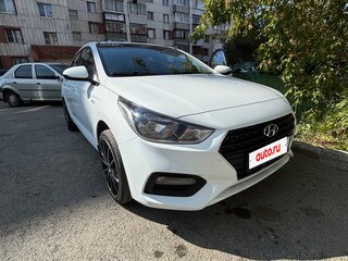 2019 Hyundai Solaris II, белый, 1130000 рублей, вид 2