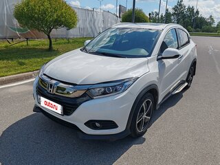 2021 Honda Vezel I Рестайлинг, белый, 2090000 рублей, вид 1