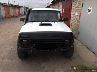 1998 Lada (ВАЗ) 2121 (4x4) I Рестайлинг, белый, 300000 рублей, вид 2