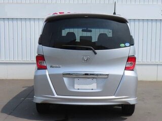 2014 Honda Freed Spike I Рестайлинг, серебристый, 865000 рублей, вид 5