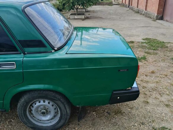 2005 Lada (ВАЗ) 2107, зелёный, 135000 рублей - вид 3