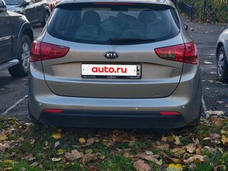 2016 Kia Ceed II Рестайлинг, серебристый, 1200000 рублей, вид 3