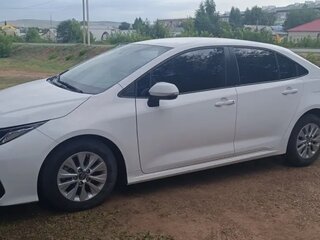2022 Toyota Corolla XII (E210), белый, 1750000 рублей, вид 1