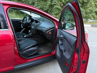 2013 Ford Focus III, красный, 630000 рублей, вид 5