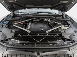2025 BMW X7 40i I (G07) Рестайлинг, зелёный, 16490000 рублей, вид 4
