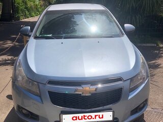2012 Chevrolet Cruze I, серебристый, 735000 рублей, вид 2