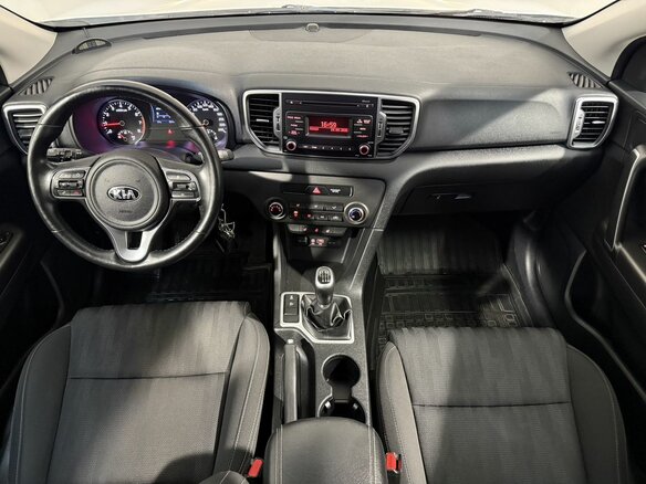 2017 Kia Sportage IV, белый, 1799800 рублей - вид 9