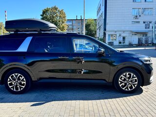 2021 Kia Carnival IV, чёрный, 3950000 рублей, вид 4
