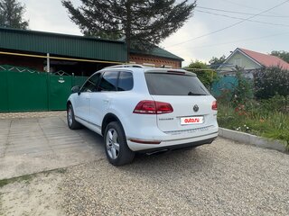 2014 Volkswagen Touareg II Рестайлинг, белый, 2300000 рублей, вид 5