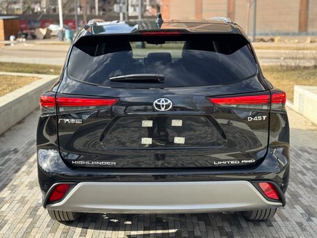 2026 Toyota Highlander IV (XU70), чёрный, 6300000 рублей, вид 5