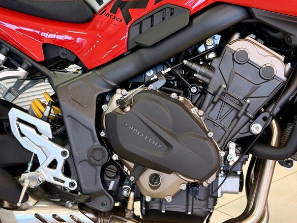 2026 QJMotor SRK 800, красный, 820000 рублей - вид 5