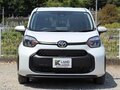 2023 Toyota Sienta III, белый, 1250000 рублей - вид 2